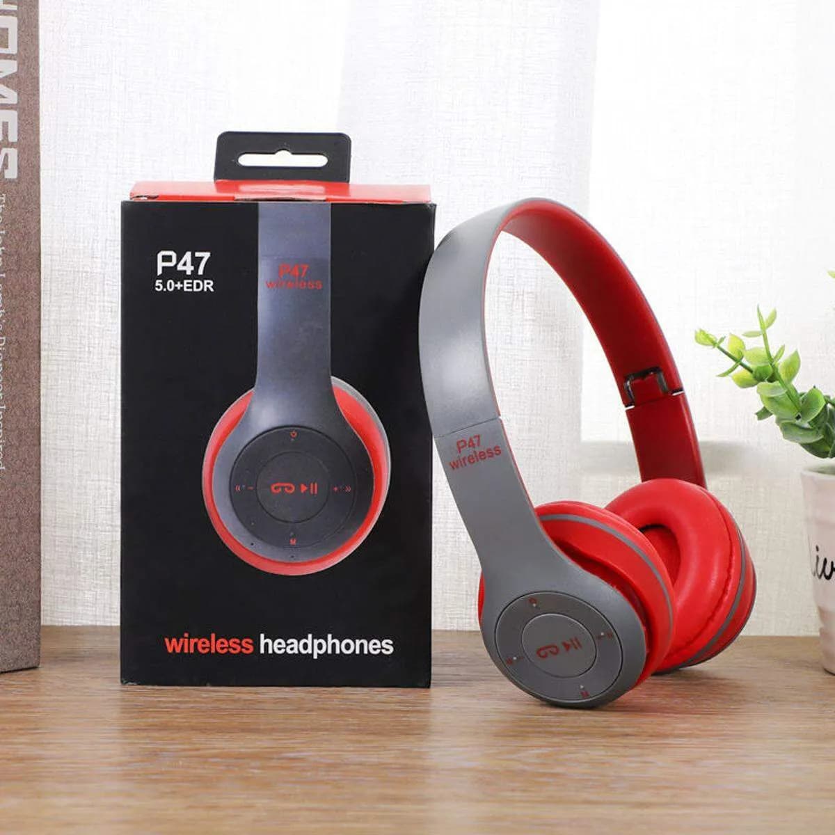 P47 5.0+EDR Wireless Bluetooth Headphone Accessories — detail shot