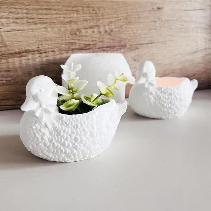 Gypsum Cute Duck Candle Holder & Decorative Showpiece Home Decor — detail shot