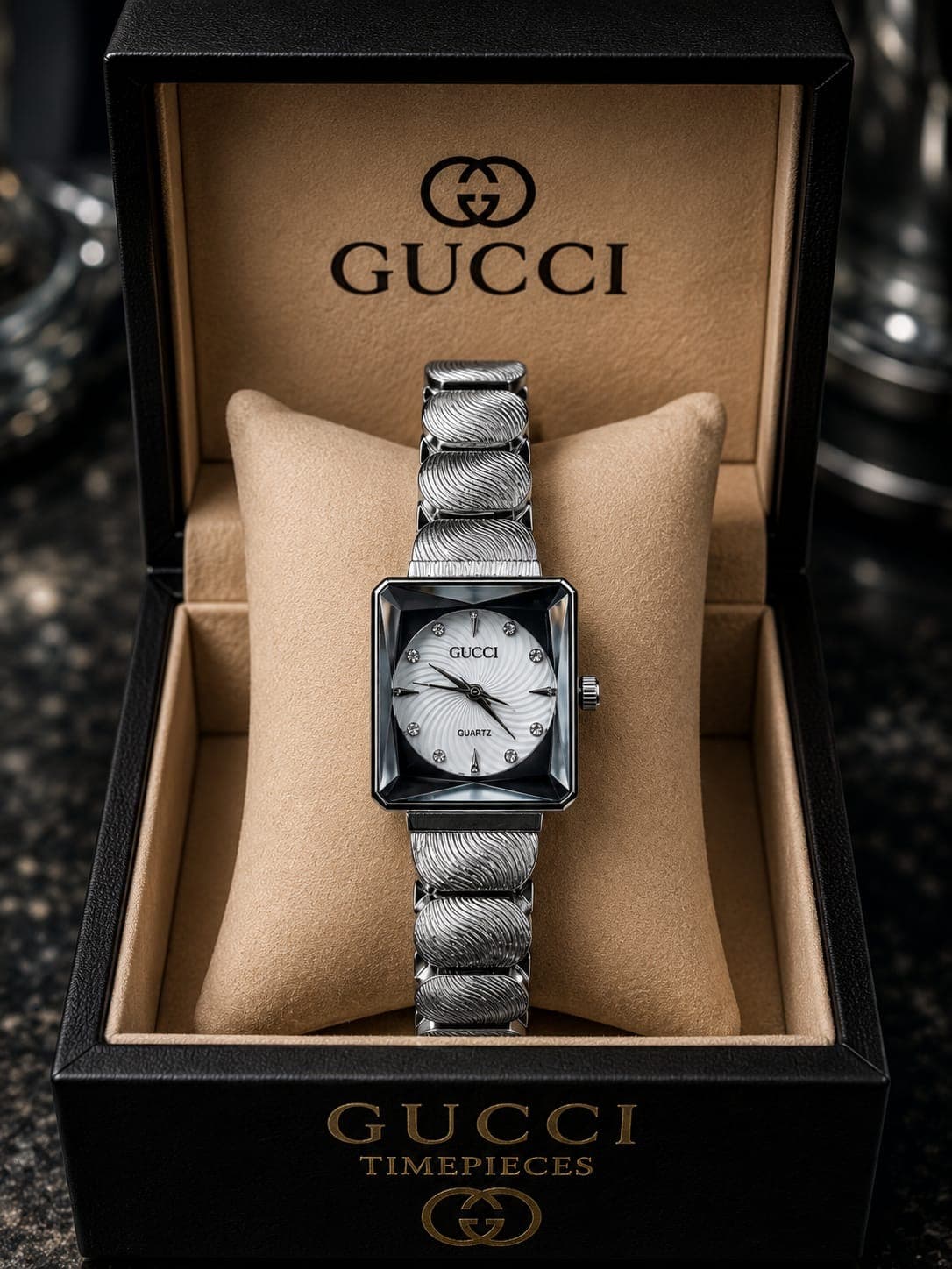 Gucci girls wacth Women — side view
