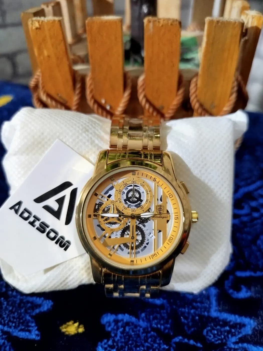 Premium watch। Men’s Timepiece — back view