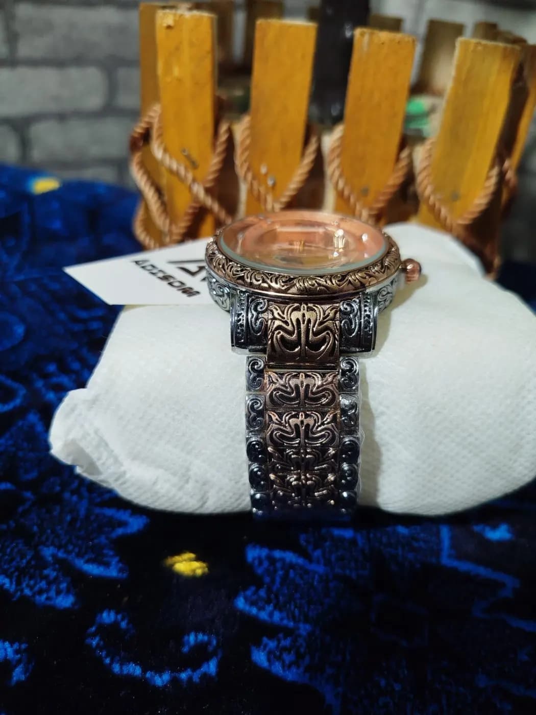 FOREST  Dragon Watch | Premium Men’s Edition — detail shot