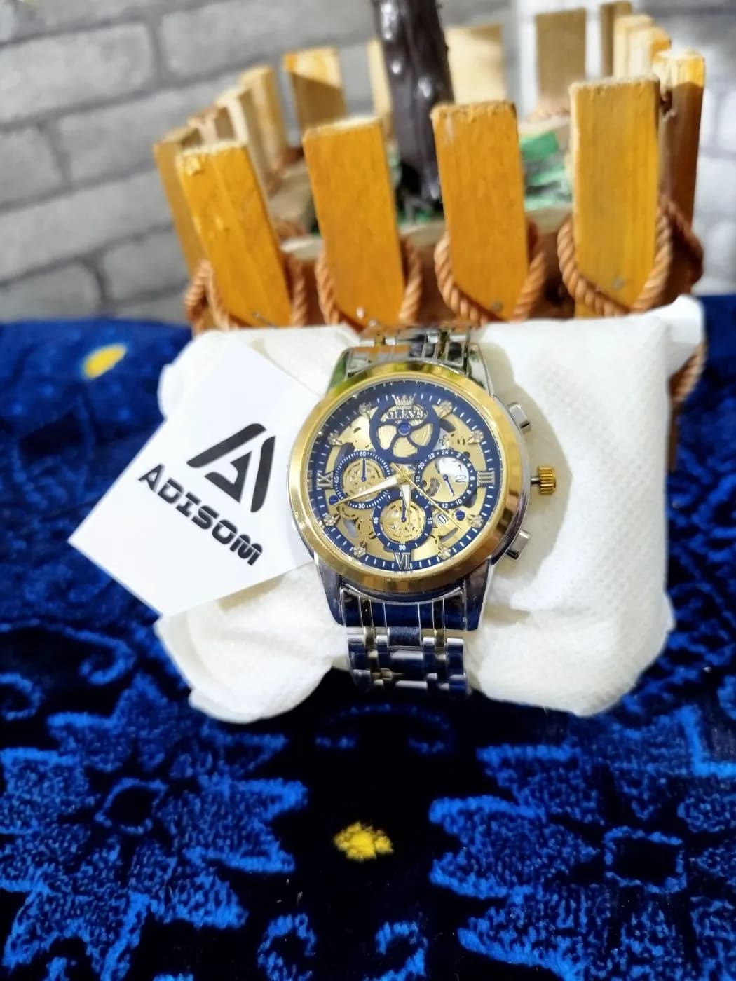 Golden Mechanical Style Watch
