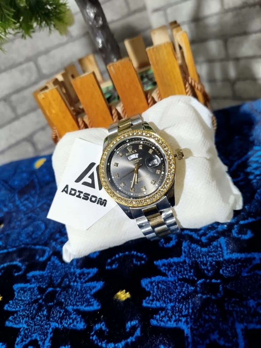 Black Dial Luxury Watch | Gold Bezel Classic Edition Men — back view