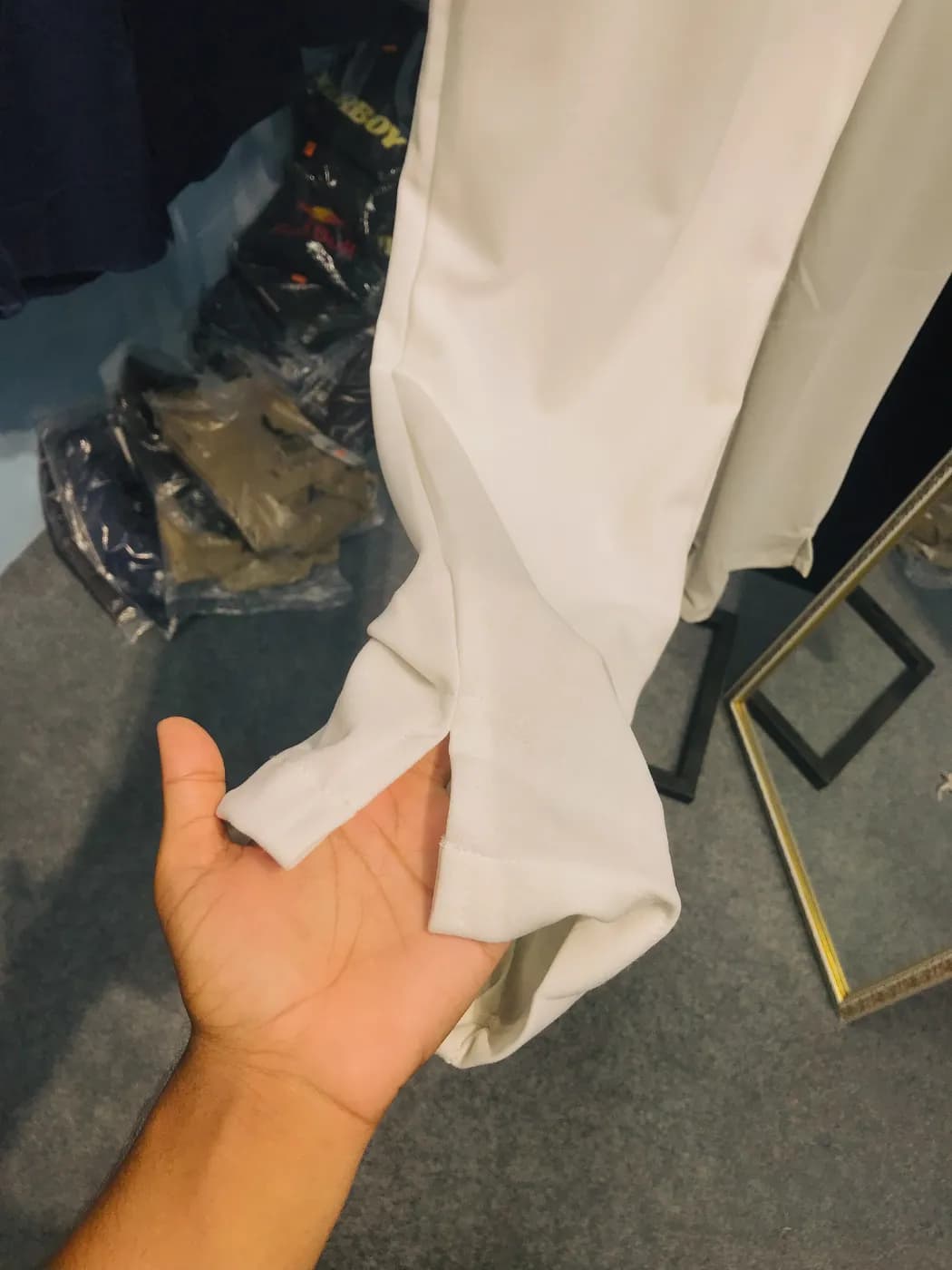 Premium Low-Cut Baggy Pants Men — detail shot